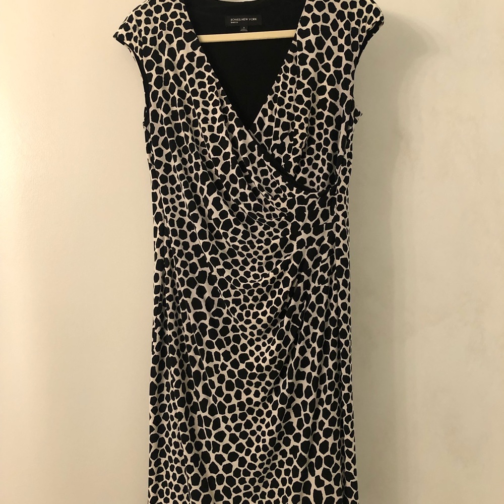 Jones New York contemporary dress
